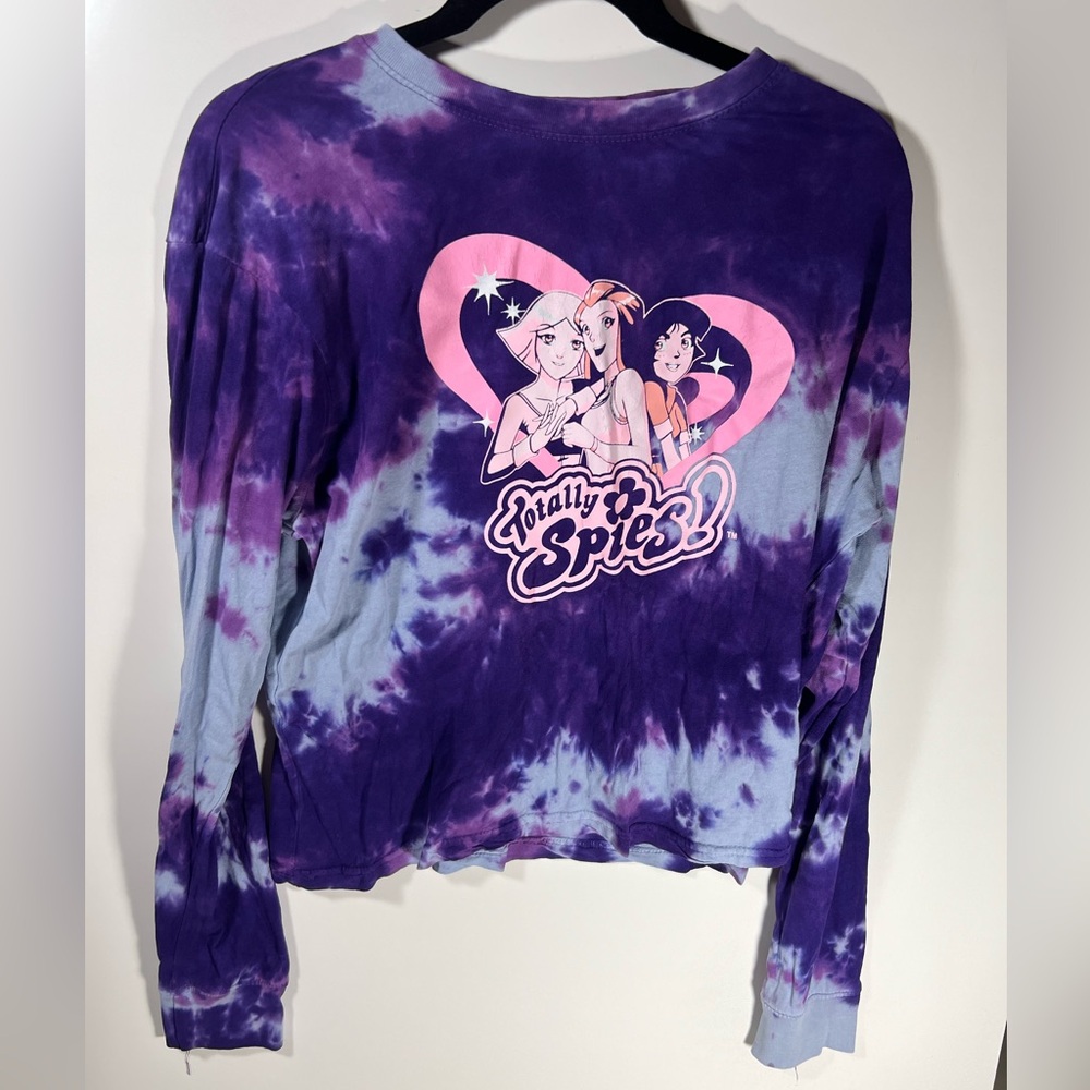 Boxlunch Exclusive Purple Tie-Dye Totally Spies Long Sleeve Crop Shirt